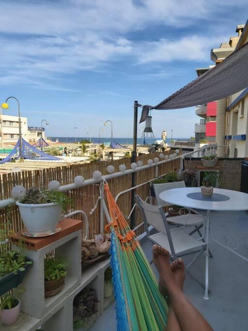 T2 Cosy A La Plage, Terrasse Vue Sur Mer Et Parking Privatif Нарбонна Экстерьер фото